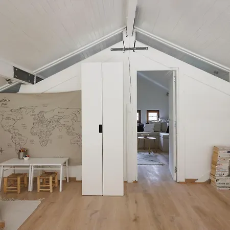 Hautbois - Family With 5 Bedrooms With Glacial Views - By Cozee شاليه