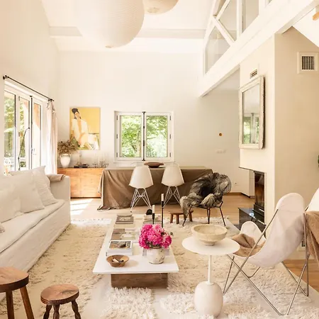 Hautbois - Family With 5 Bedrooms With Glacial Views - By Cozee Chalet *